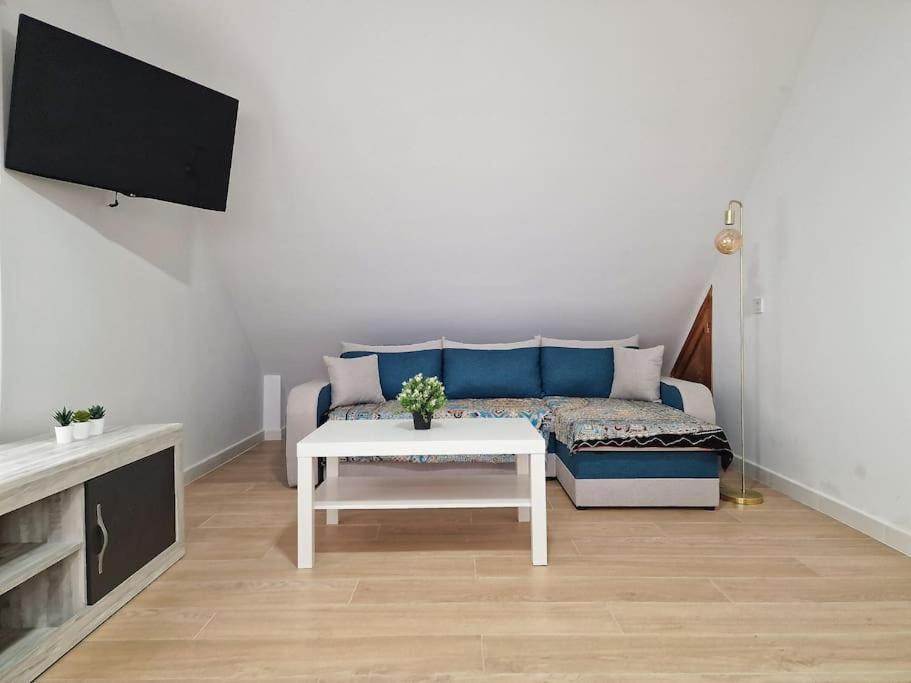 Encantador Duplex Para 6 A 1 Minuto De La Playa Беналмадена Екстериор снимка