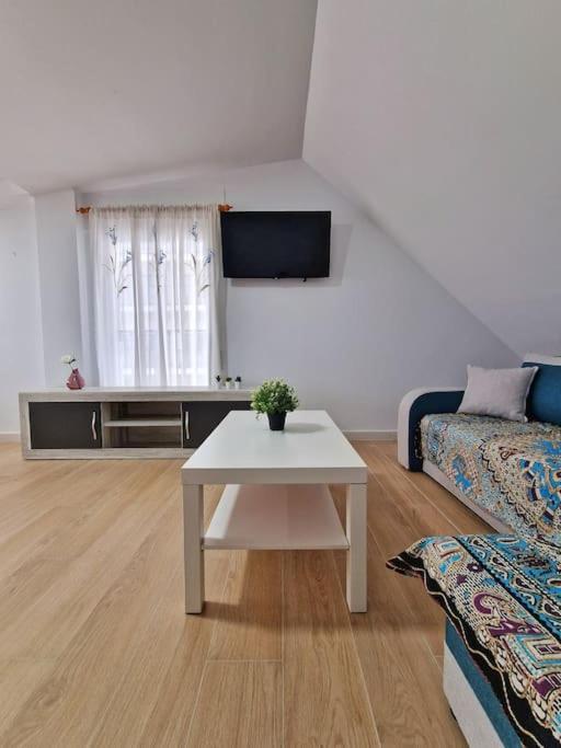 Encantador Duplex Para 6 A 1 Minuto De La Playa Беналмадена Екстериор снимка