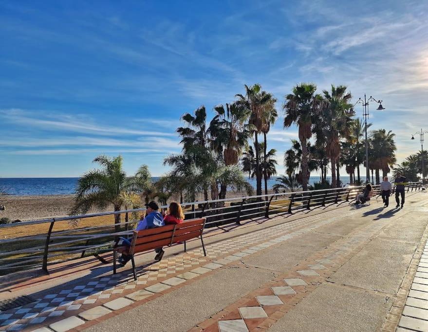 Encantador Duplex Para 6 A 1 Minuto De La Playa Беналмадена Екстериор снимка